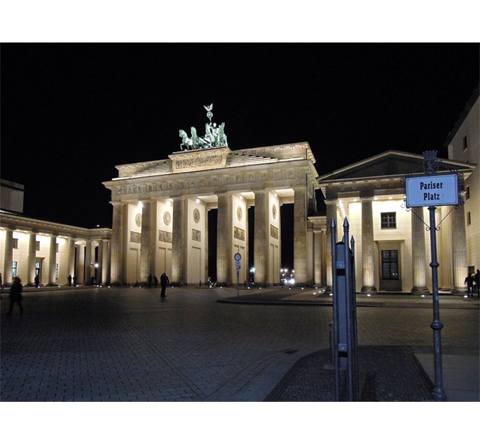 Berlin photo - Night on Pariser Platz - photo cult berlin