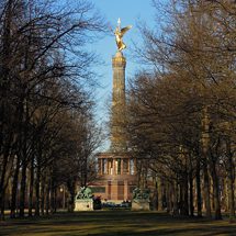 Victory Column in the Tiergarten in March