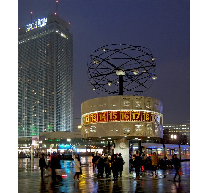 Berlin Alexanderplatz with the World Time Clock at night - photo cult berlin